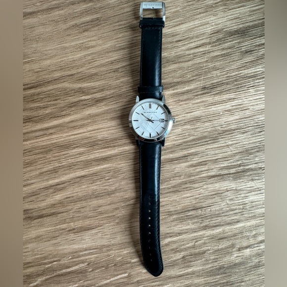 Burberry The City Silver Dial Black Leather Strap Watch - Picture 4 of 8